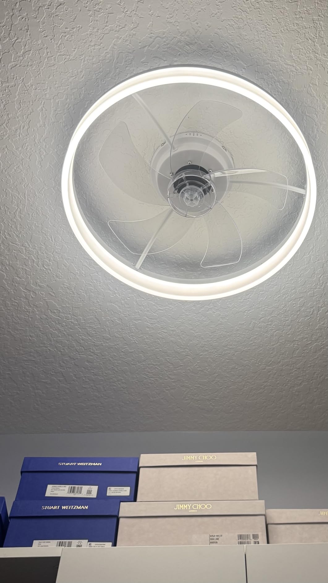 VOLISUN 13 inch Small Ceiling Fans with Lights and Remote, Low Profile Ceiling Fans with Light, 3000K-6500K Dimmable LED Ceiling Light Flush Mount, Bladeless Fandelier Ceiling Fan (Black) customer photo 2