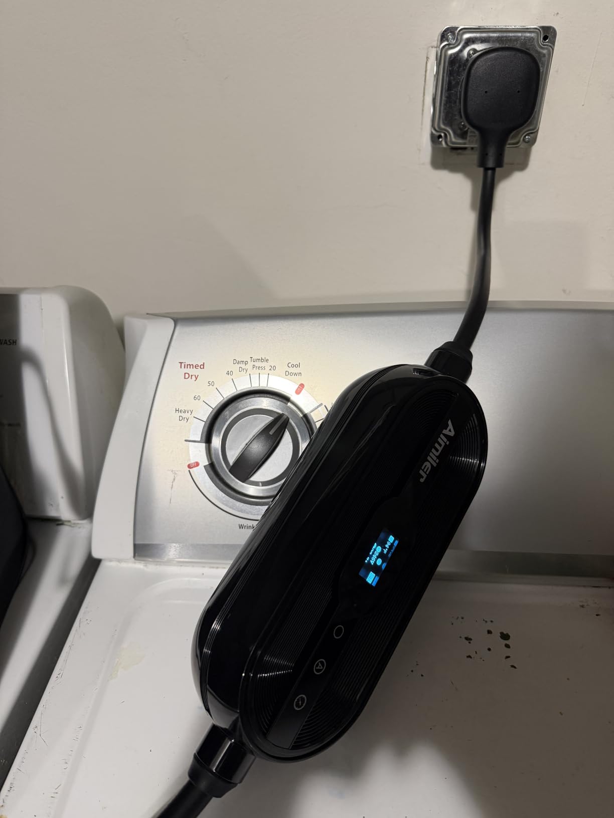 AIMILER Level 2 Electric Vehicle (EV) Charger(WiFi APP/Plug-Play), 40A, 25ft Cable ETL Certified, 220V-240V NEMA 14-50P Plug EVSE w/ J1772 Connector, Portable EV Car Charging Stations (Jet) customer photo 2