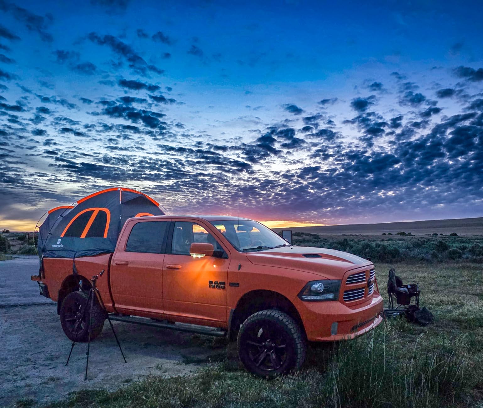 Truck Bed Tent 5.5-6ft: Easy Set Up Umburato Pickup Truck Tents for Camping, Waterproof PU3000mm Canopy for Truck Camper, Portable, Spacious for 2 Person Green customer photo 2