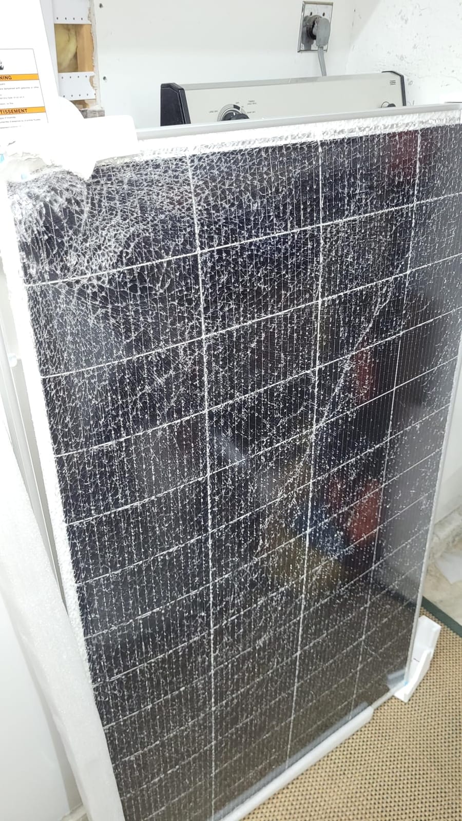 Renogy Solar Panels 200 Watt N-Type, 16BB 25% High-Efficiency | 200W Solar Panel for RV, Upgraded Smaller & Lighter Design, Save Space on Class B Van, Marine, Boat, Trailer, Roof, IP67 customer photo 2