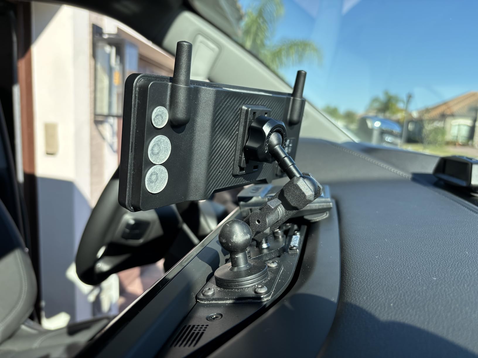 AUTO-VOX RV Backup Camera Wireless Plug and Play Compatible with Most RV customer photo 1