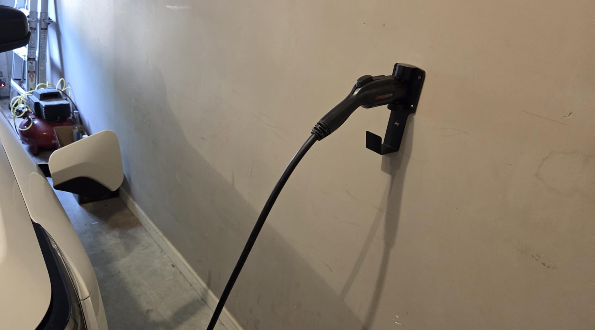 FOCSPROD EV Charger Holder, with 180 Degree Rotation Nozzle Dock, Metal J-Hook for SAE J1772 Charger Holder Organizer Wall-Mount customer photo 2