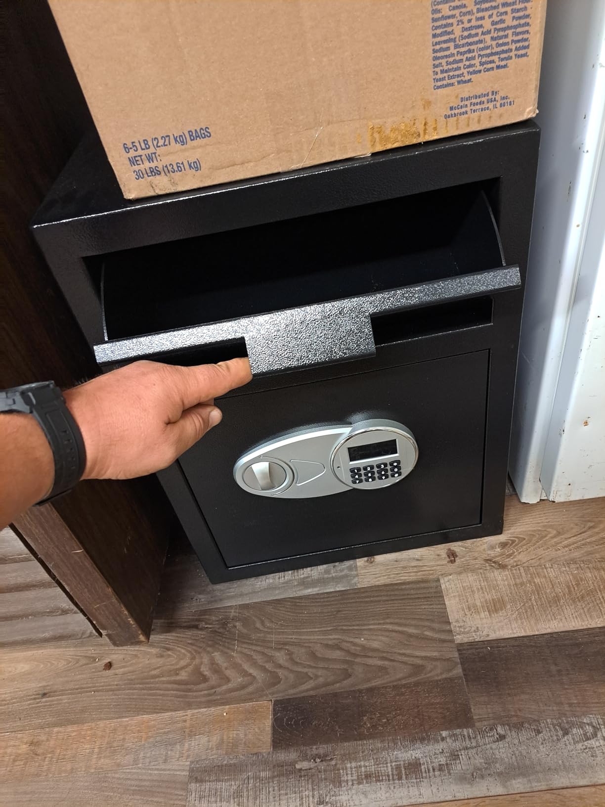 2.6 Cuft Depository Safe for Business with Quick Place Drop Slot customer photo 1
