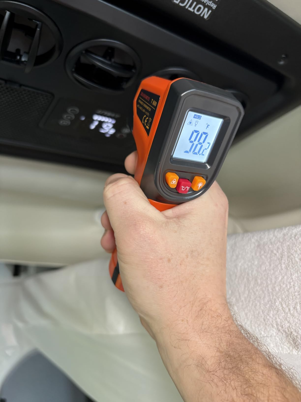 -58°F to 2732°F Digital Infrared Thermometer Gun, 50:1 Distance Ratio Laser Temperature Gun with MAX/MIN/AVG Measure and Alarm, Heat IR Temp Gun for Cooking, Griddle, HVAC, Industrial Forging customer photo 2