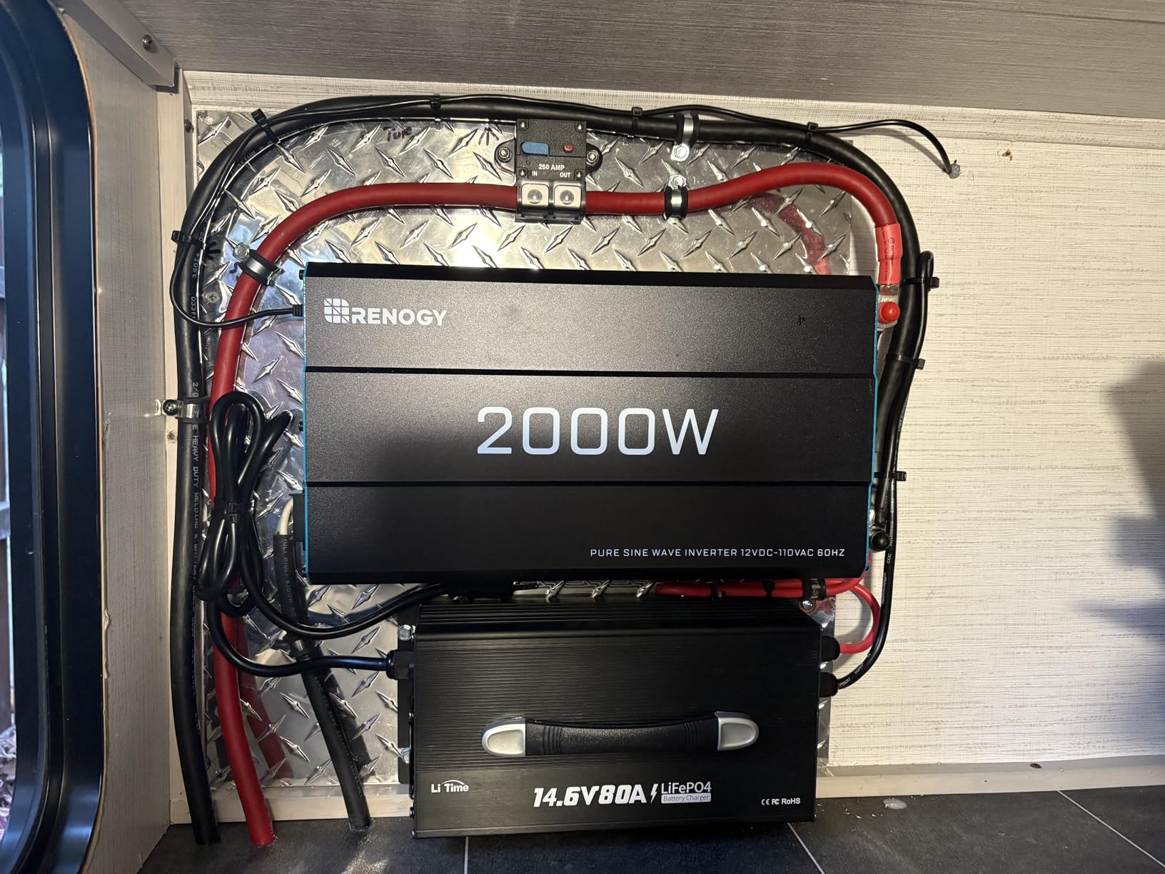 Renogy 30Amp Transfer Switch for Pure Sine Wave Inverter, customer photo 1