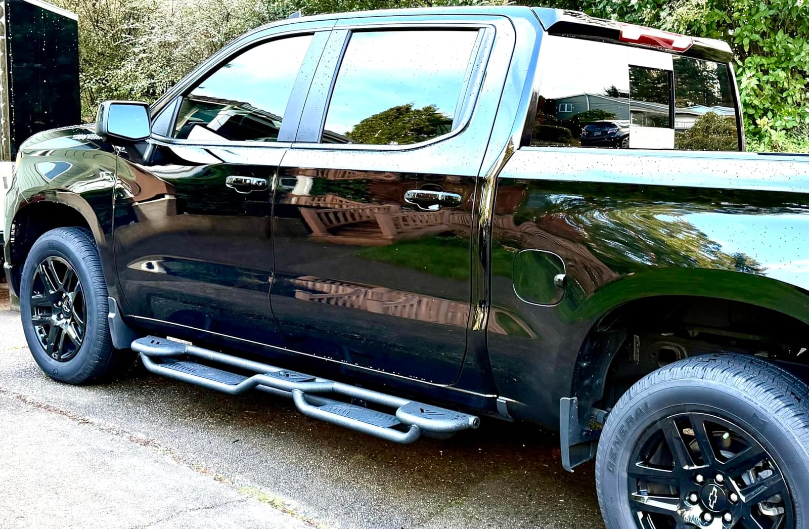 YZONA Running Boards for 2009-2026 Dodge Ram 1500 2500 3500 Side Steps customer photo 1