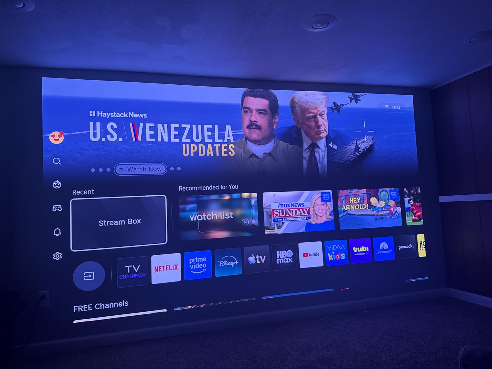 Hisense M2 Pro, Triple Laser Smart Portable Lifestyle Projector, 4K UHD, 65” – 200”, 1,300 Lumens, Dolby Vision,Optical Zoom, Intelligent Screen Adjustments, Vidaa OS, Netflix Included customer photo 1