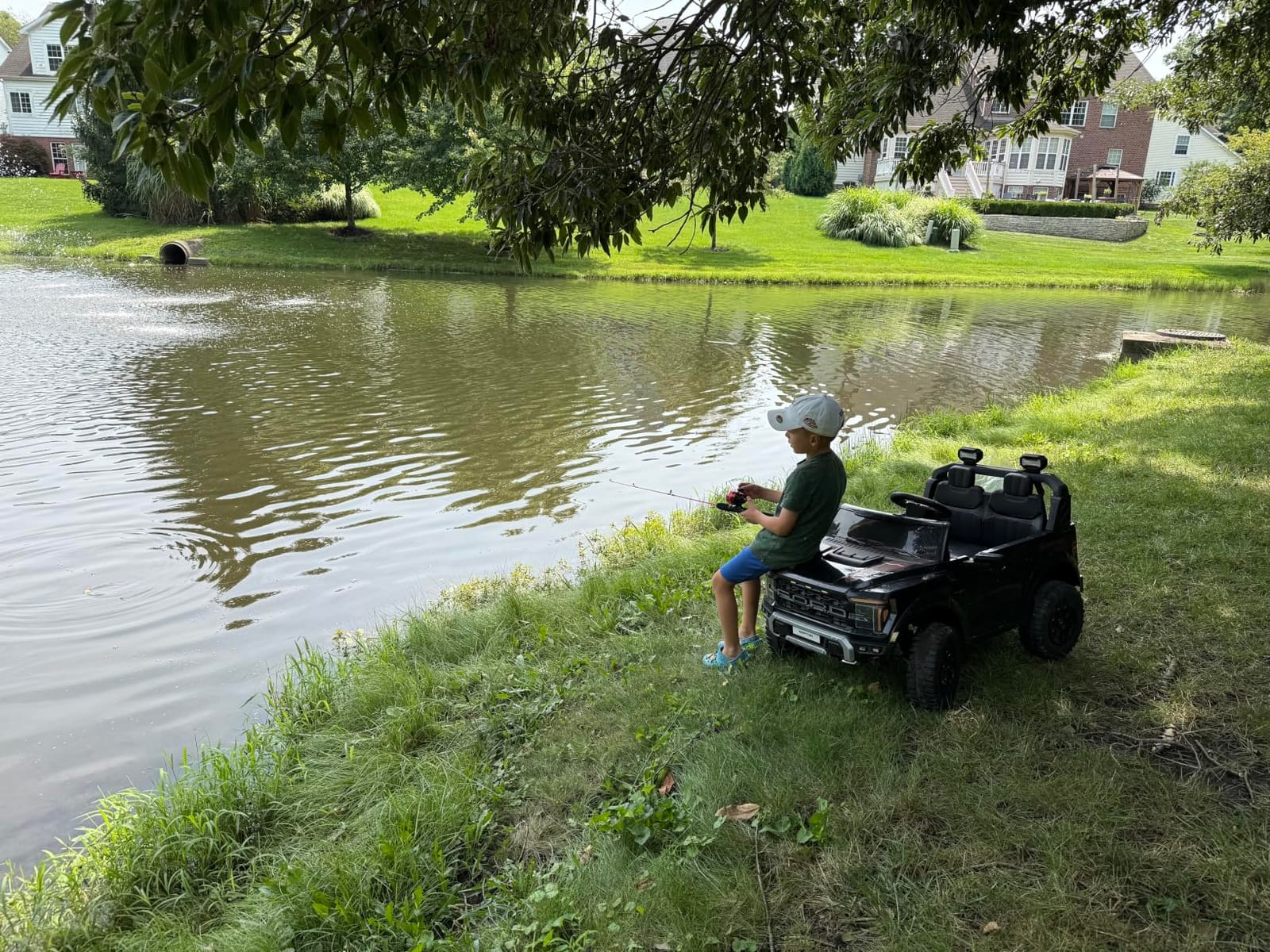 First Ride On 24V Kids Ride On Truck, Licensed Ford F-150 Raptor 2 Seater Electric Car w/Remote Control, Toddler Ride On Car Toys w/LED Lights, Bluetooth, Music, Truck Bed Storage, Soft Start (White) customer photo 1