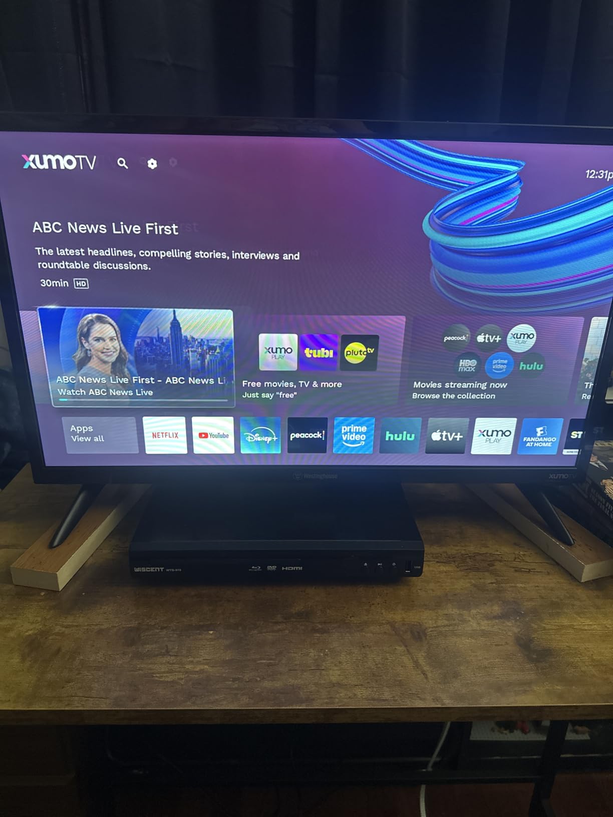 Westinghouse 32-inch Smart TV, HD Xumo TV with Voice Remote, Flat Screen Television w/Dolby Atmos, Bluetooth, Apple AirPlay, Wi-Fi & Mobile Connectivity customer photo 1