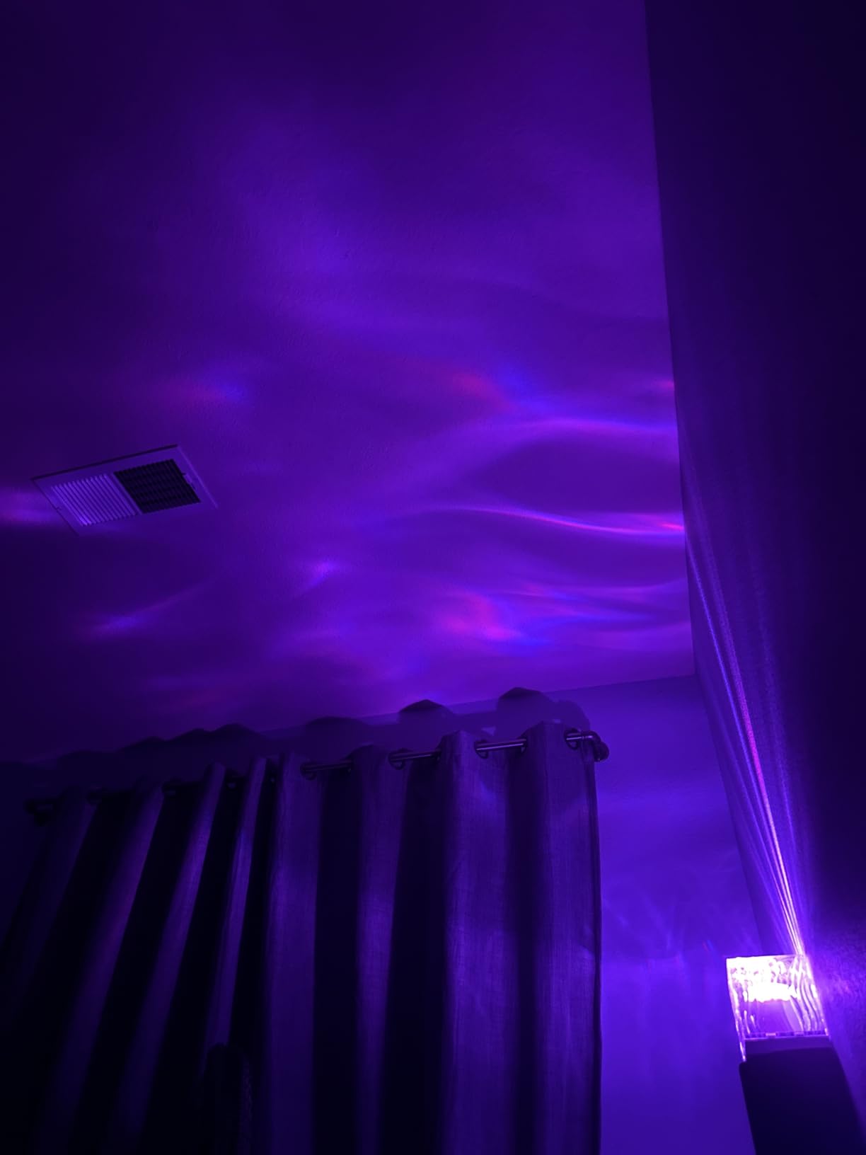 Northern Lights Projector White Noise Sound Machine for Sleep, 18-Color 15 White Noise Machine for Sleeping, Bluetooth Aurora Light Projector for Bedroom Aurora Projector,Shower Light Ambient Lighting customer photo 2
