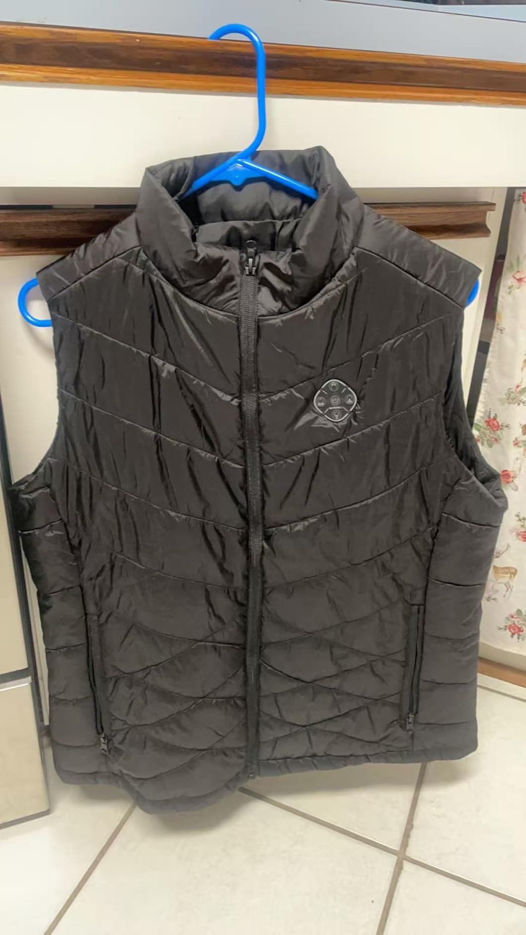 KOVNLO Heated Vest for Women With Battery Pack Included, Smart Controller with Light-out Design customer photo 1