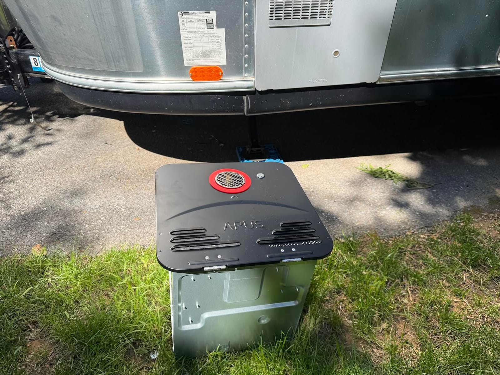 APUS RV Tankless Water Heater, Propane, 68,000 BTU, White Door, 3.9 GPM customer photo 2