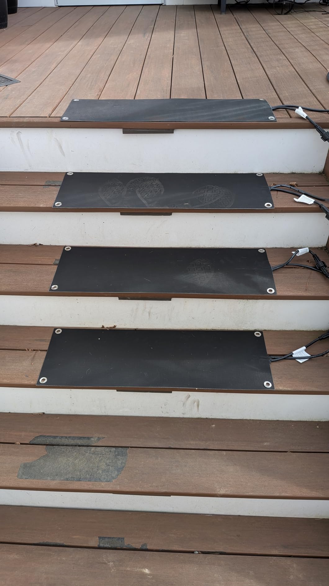 5 Pcs Heated Snow Melting Mats, 10x30 in No-Slip Rubber Heated Outdoor Mats | Snow and Ice Melting Mats for Winter Outdoor Stairs, Steps, Doorways, Walkways, Driveway, 2 in/h Melting Speed customer photo 1