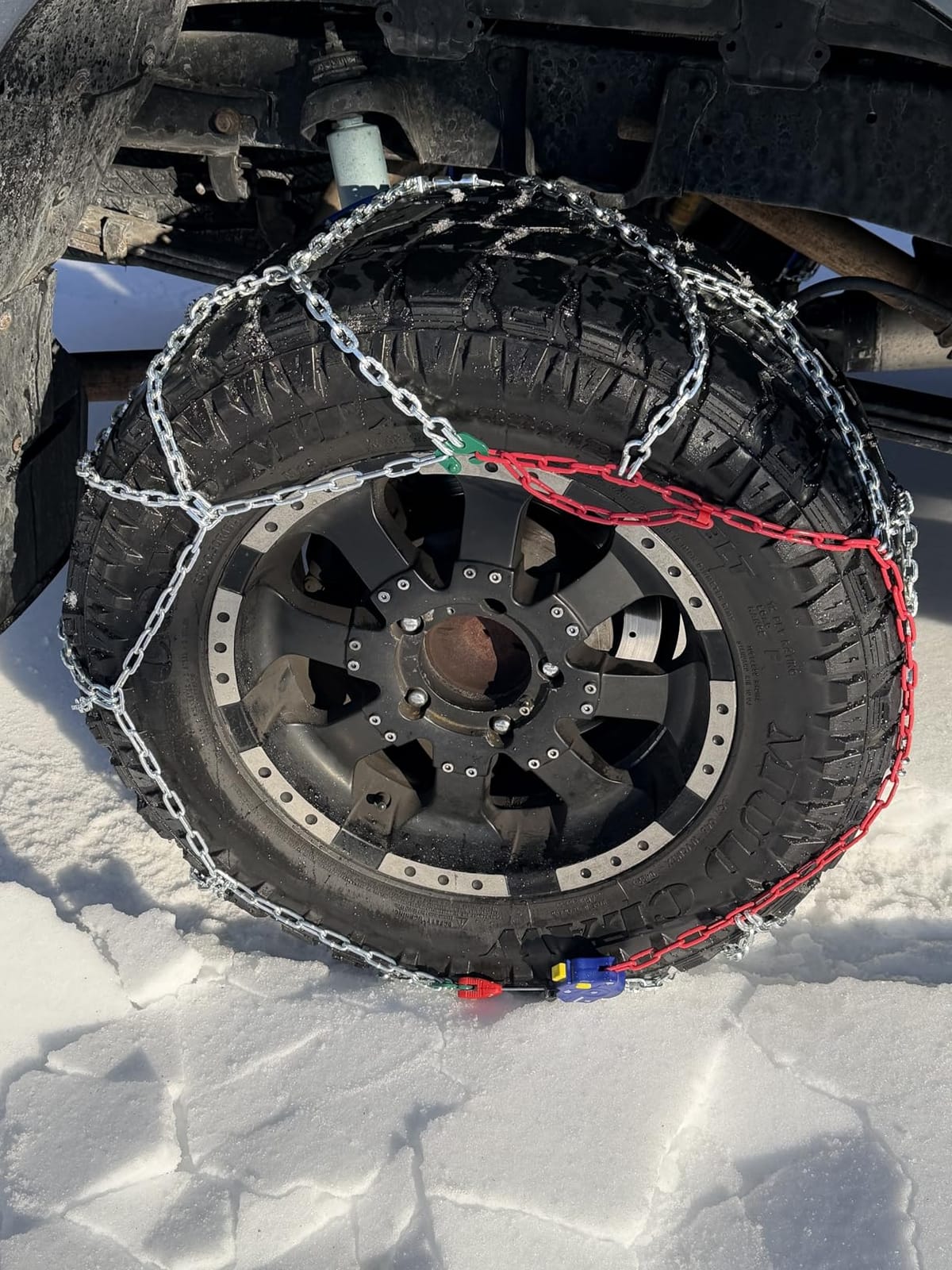 Snow-Chains Auto Fixing 1 Min Quick Installation Tire-Chains, Heavy-Duty Emergency Tire Traction Chain for Pickup Trucks and Off-road SUV Car Tires 235 245 255 265 275 - Set of 2 (HYR-S) customer photo 2