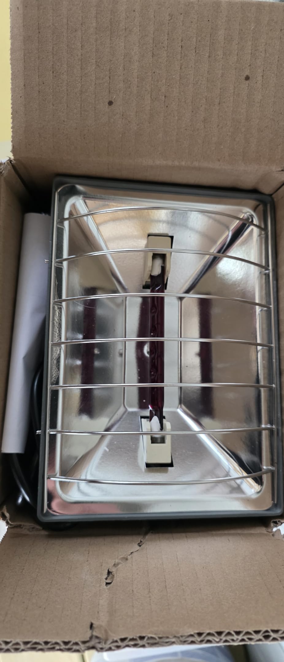 250W Chicken Coop Heat Lamp with Guard & Adjustable Temp customer photo 2