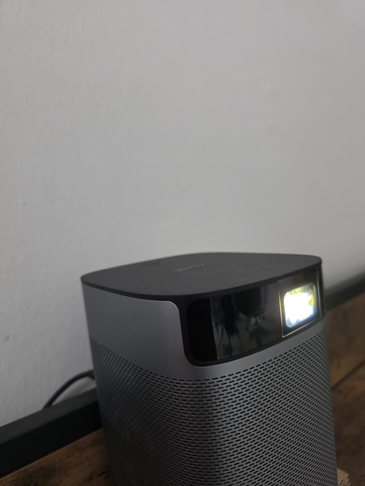 XGIMI MoGo 2 Pro (New) 1080P Portable Projector, Supports 4K, Auto Focus customer photo 1