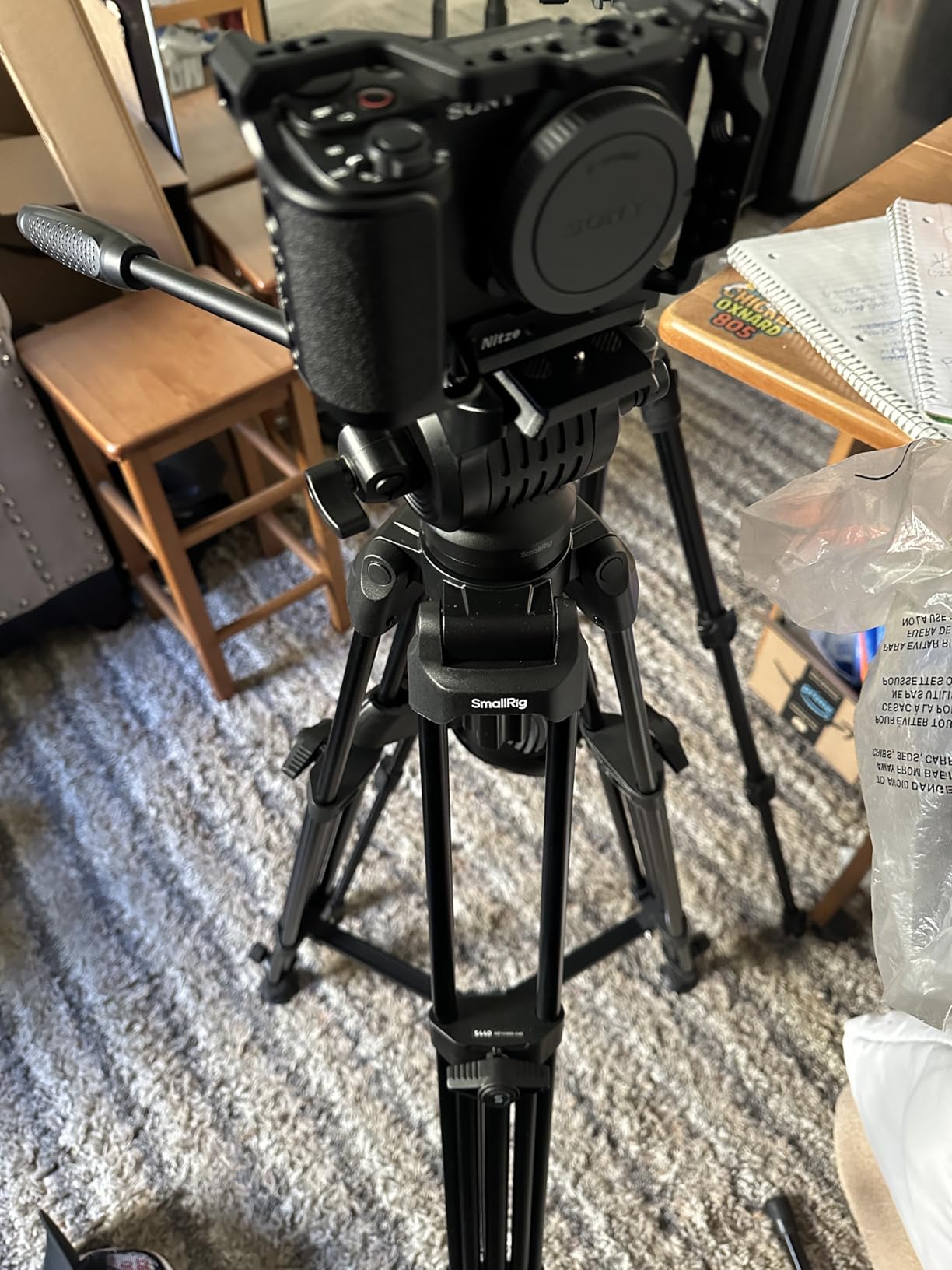 SMALLRIG 73''/186cm Heavy Duty Aluminum Alloy Video Tripod, Max Load 8kg (18lbs), Fluid Head with +85° to -78 Tilt Range, Compact Travel Tripod Weight 3.1kg(6.8lbs), Folded Height 88cm, AD-14 customer photo 2