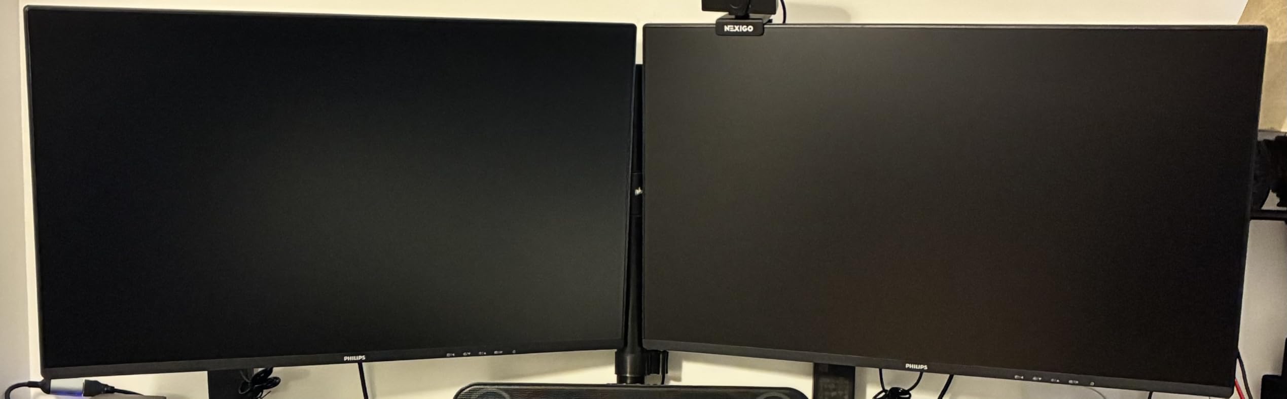 Philips 27 Inch Computer Monitor FHD 120Hz IPS VESA, 27E2N2100 customer photo 1