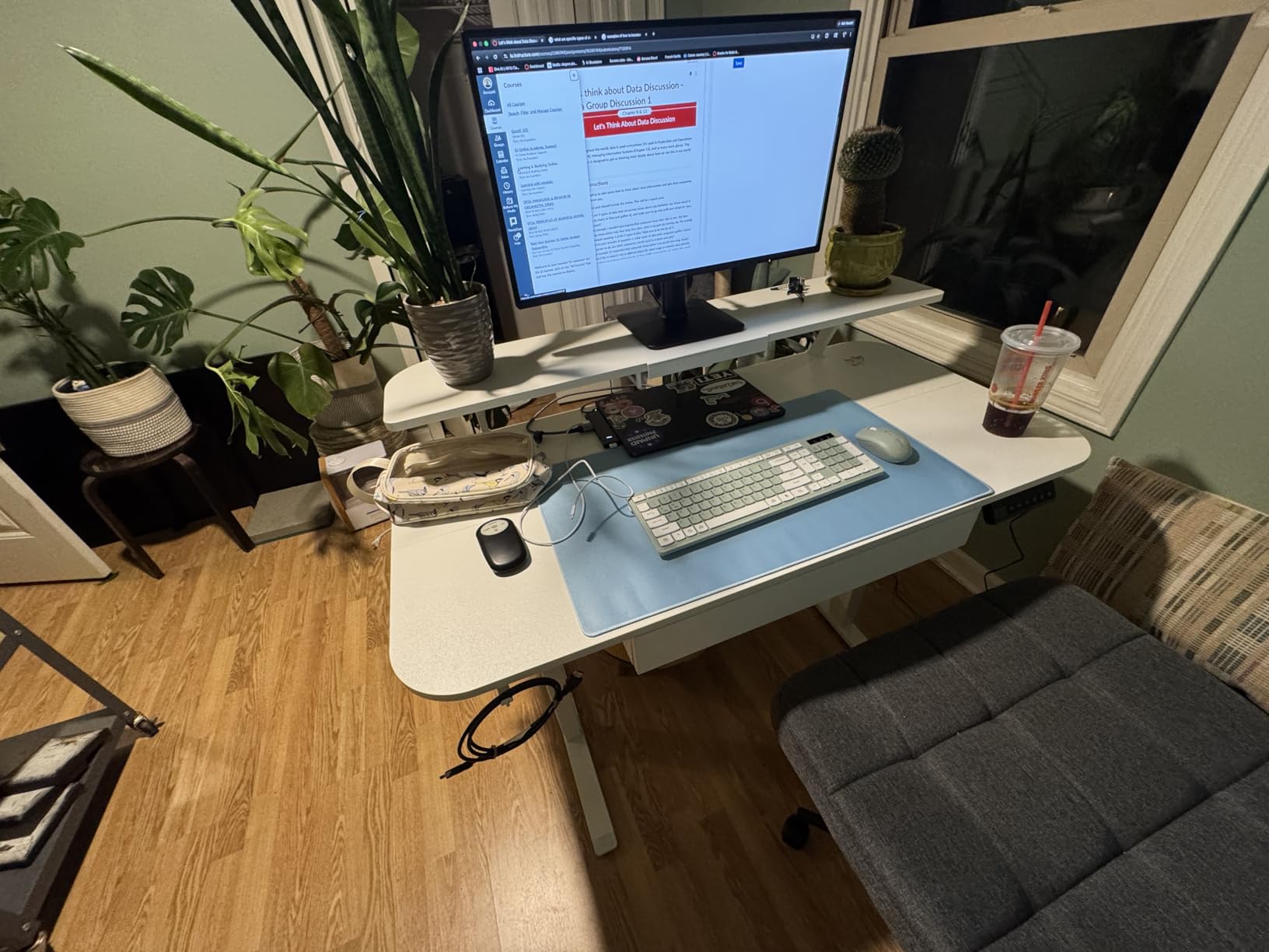 Philips 27 Inch Computer Monitor FHD 120Hz IPS VESA, 27E2N2100 customer photo 2
