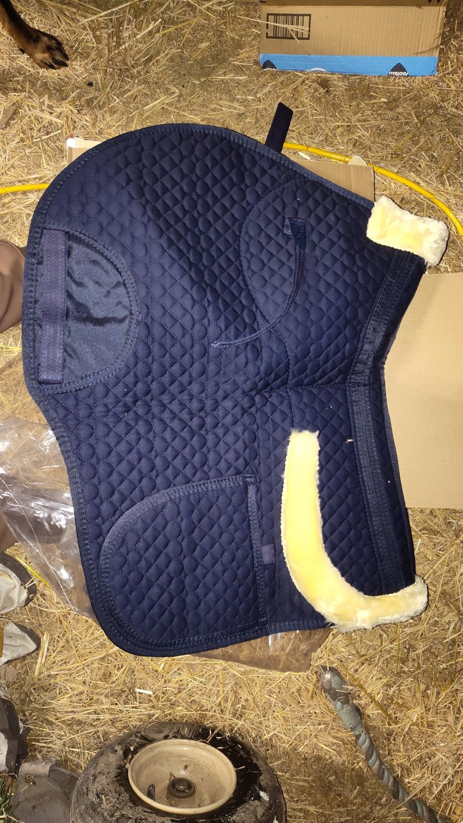 Universal English Saddle Pad with Adjustable Shims, Faux Shearling Trim, Plush Faux Wool, 3D Cooling & Non-Slip Tech. Ideal for Dressage, Jumping & Training. Machine Washable customer photo 1