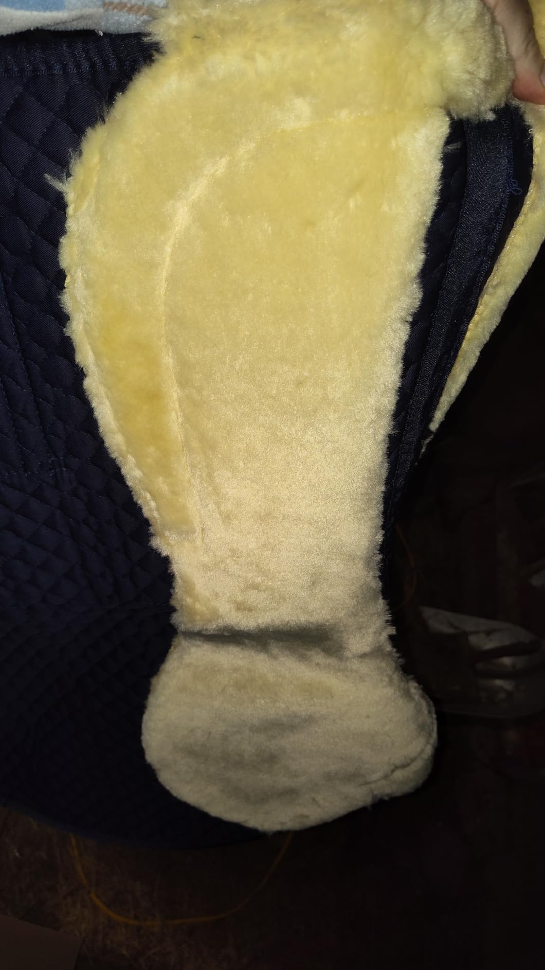 Universal English Saddle Pad with Adjustable Shims, Faux Shearling Trim, Plush Faux Wool, 3D Cooling & Non-Slip Tech. Ideal for Dressage, Jumping & Training. Machine Washable customer photo 2
