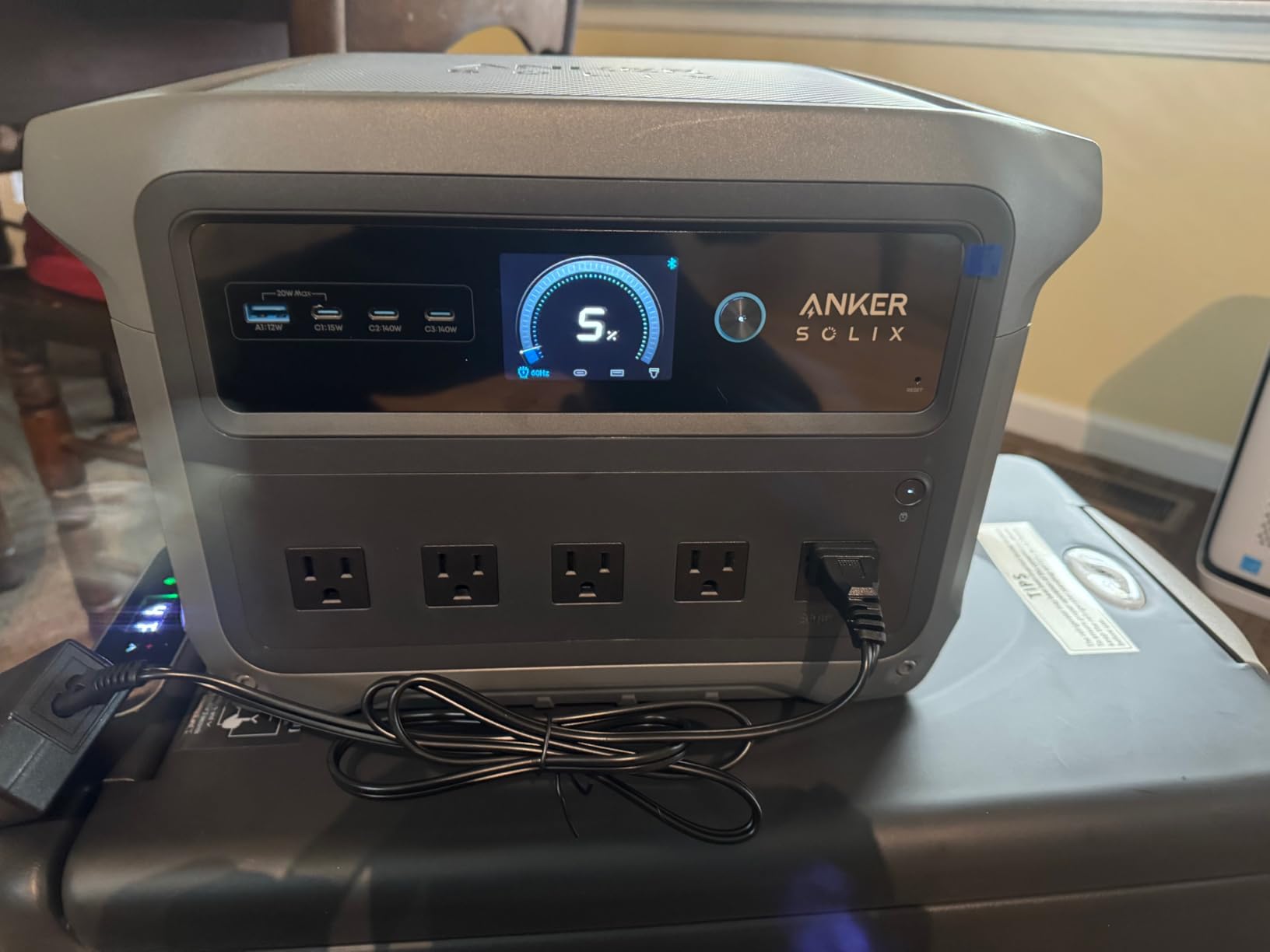 Anker SOLIX C1000 Gen 2 Portable Power Station, 1,024Wh, 2,000W, Camping | 1,024Wh LiFePO4 Battery, Full Charge in 49 Min, 2,000W Solar Generator (Peak 3,000W) for UPS, Outdoor and Emergency Use customer photo 1