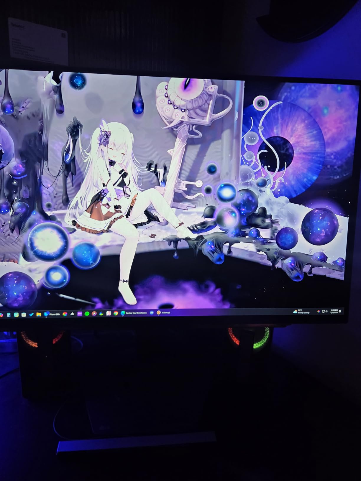 LG 27GX704A-B 27-inch Ultragear QHD (2650x1440) OLED Gaming Monitor 240Hz, 0.03ms, NVIDIA G-Sync Compatible, AMD FreeSync Premium Pro, VESA Display HDR TrueBlack400, HDMI 2.1, DisplayPort, Black customer photo 2