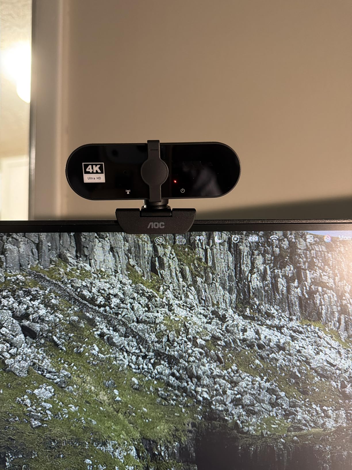 AOC 4K Webcam for PC, Streaming Computer Camera with Noise-Canceling Mic customer photo 1