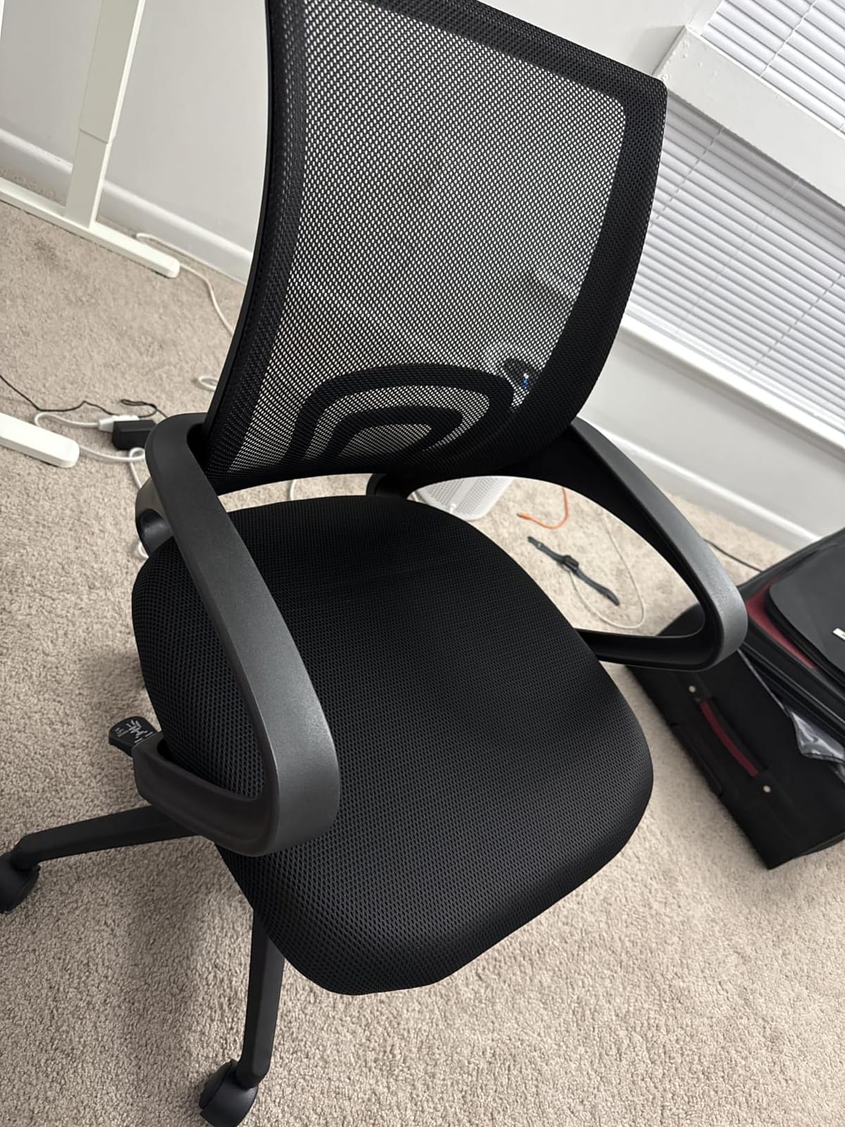 BestOffice Ergonomic Office Chair | Mid-Back Swivel Desk Chair | Dark Black | with Lumbar Support, Adjustable Height & Breathable Backrest | Sponge Seat & Rolling Wheels | for Home, Office | Pack of 1 customer photo 1