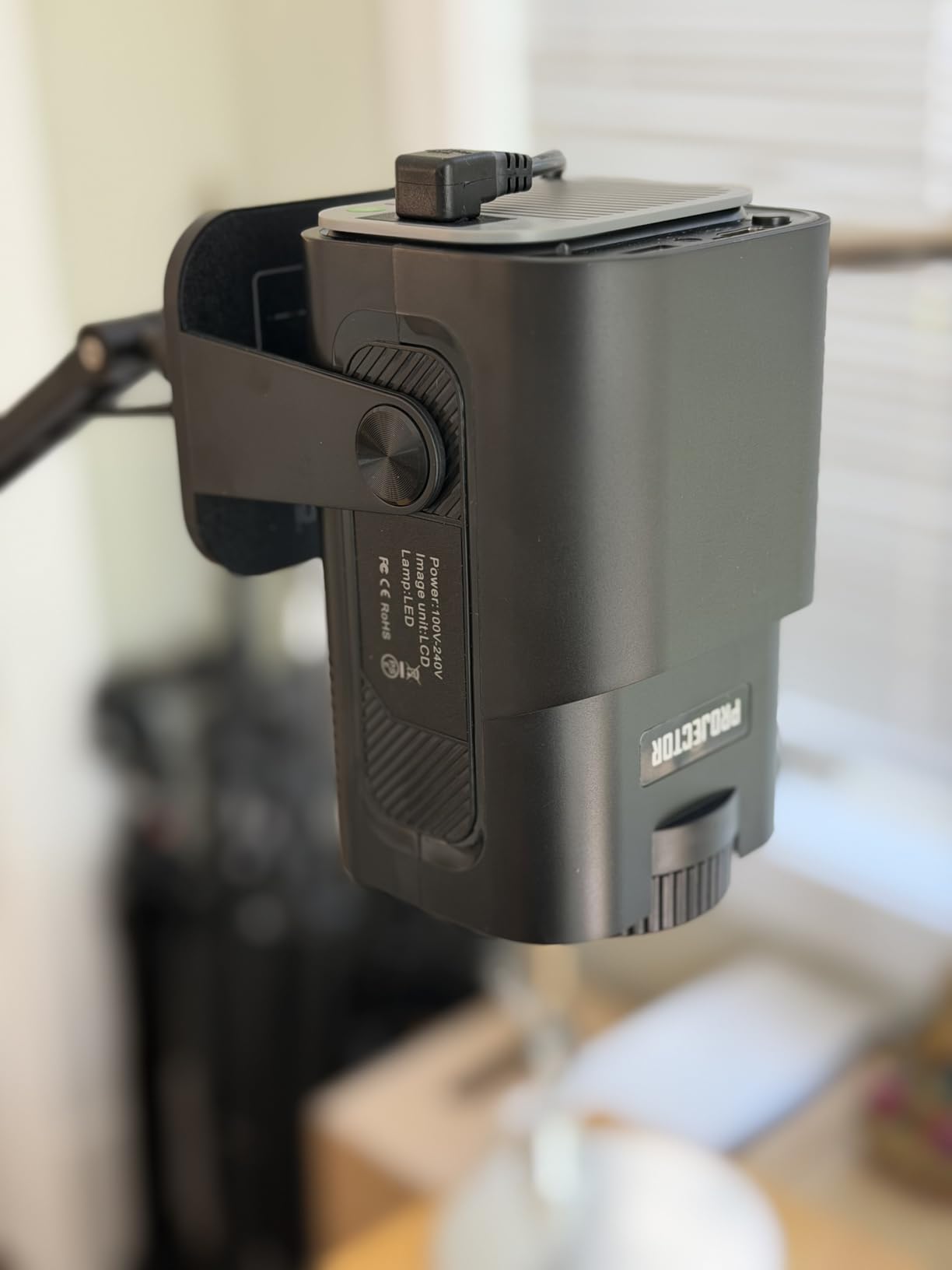 HI-REEKE Art Projector for Tracing and Drawing with Adjustable Stand customer photo 1