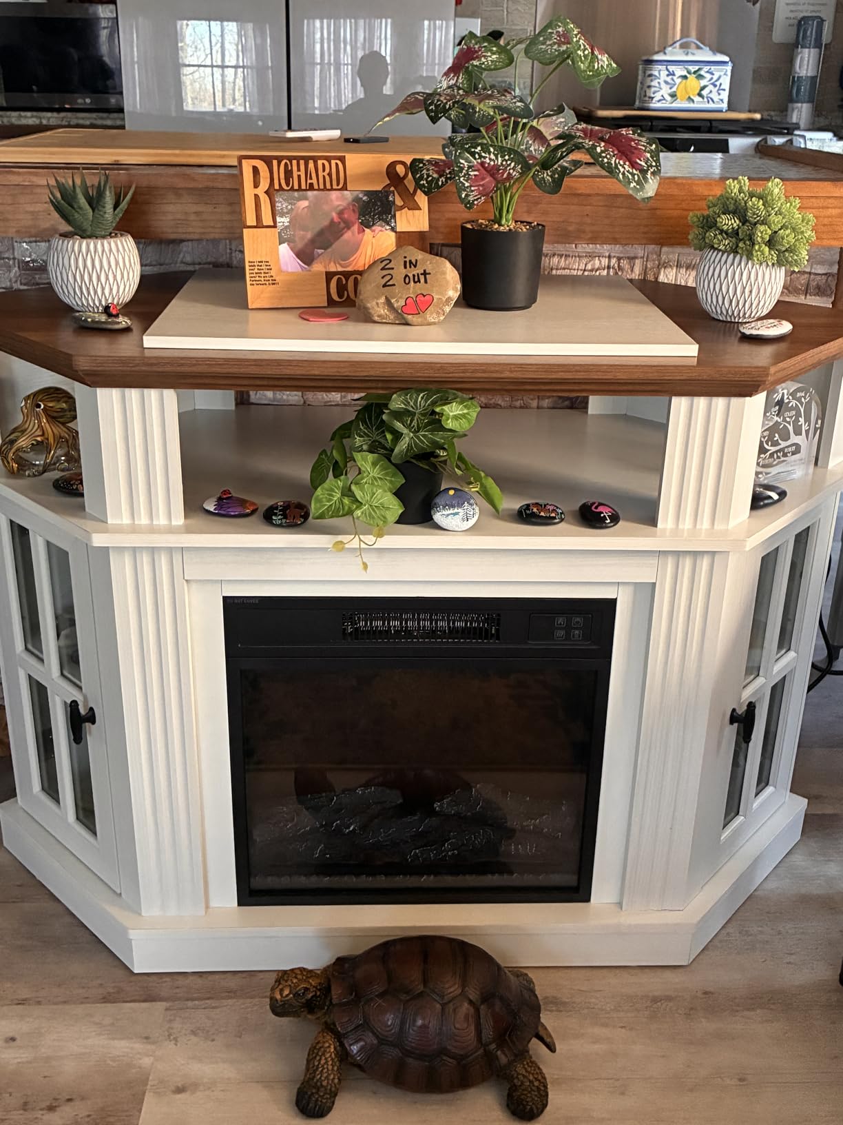 Furmax LED Fireplace Corner TV Stand for Up to 55 Inch, Antique White | Modern Entertainment Center for Living Rooms with 18 Inch Electric Fireplace, LED Lighting, Open Shelf, Storage Cabinets customer photo 2