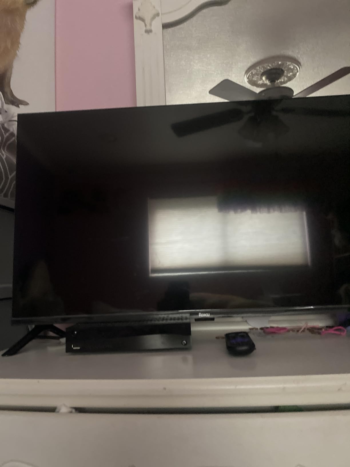 Roku 32-Inch Select Series Smart TV 2026-1080p Full HD TV - RokuTV customer photo 2