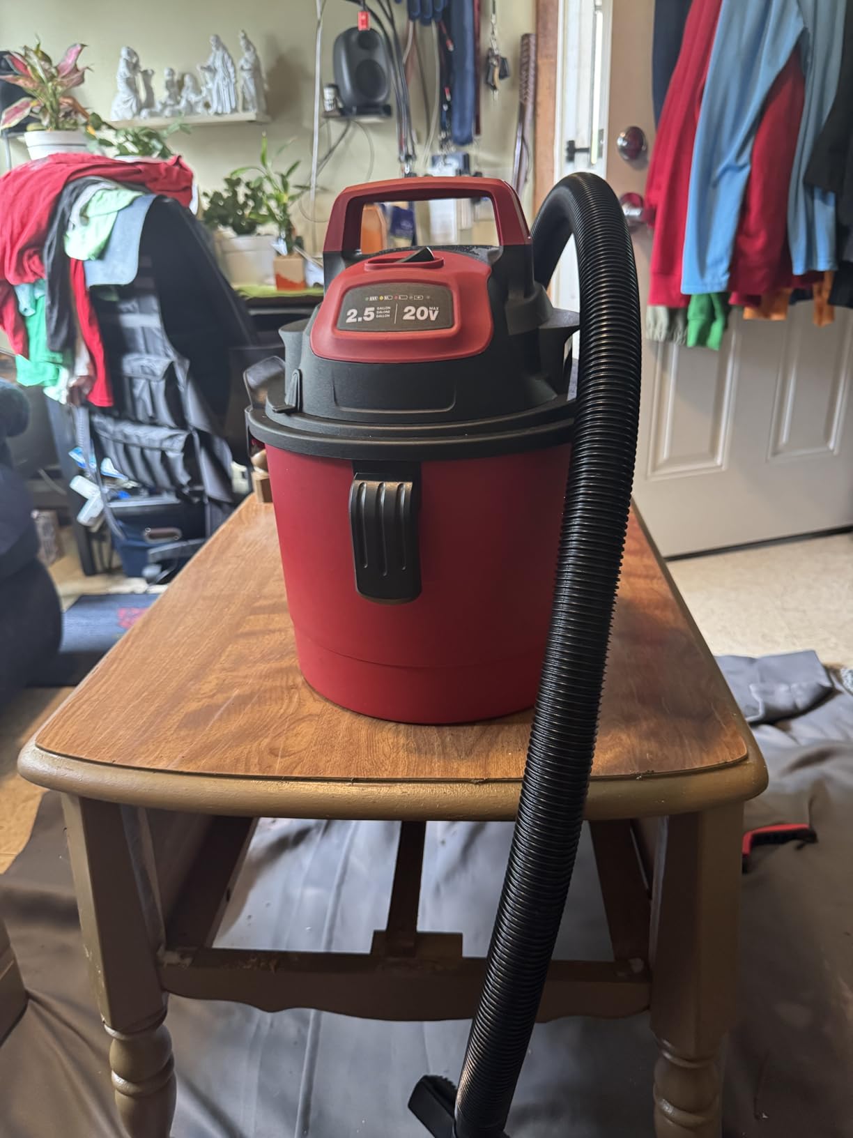 Vacmaster DVOM202P 1101 2.5-Gal 20V Cordless Portable Wet/Dry Vac Red customer photo 1