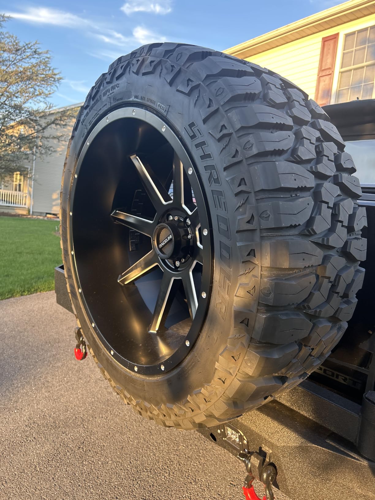Aplus Shredder M/T Mud Terrain LT31/10.50R15 109Q C Light Truck Tire customer photo 2