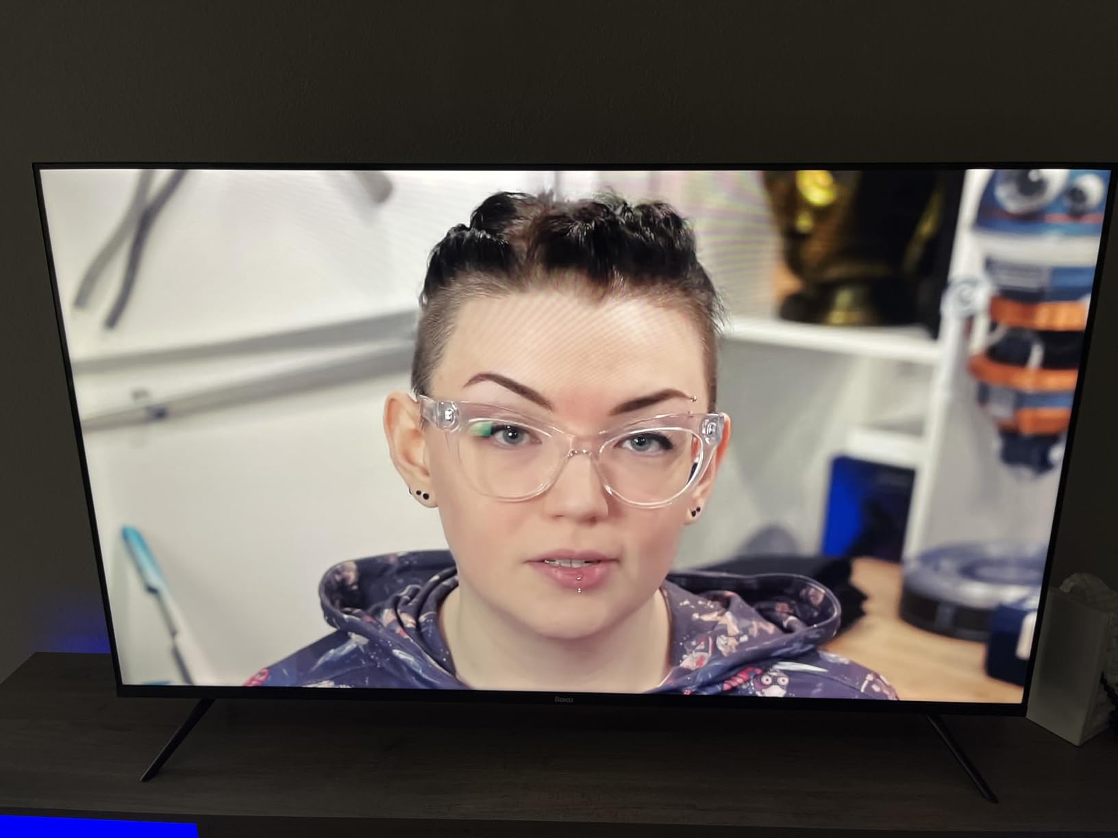 Roku 43-Inch Select Series Smart TV 2026-4K HDR TV - RokuTV customer photo 2