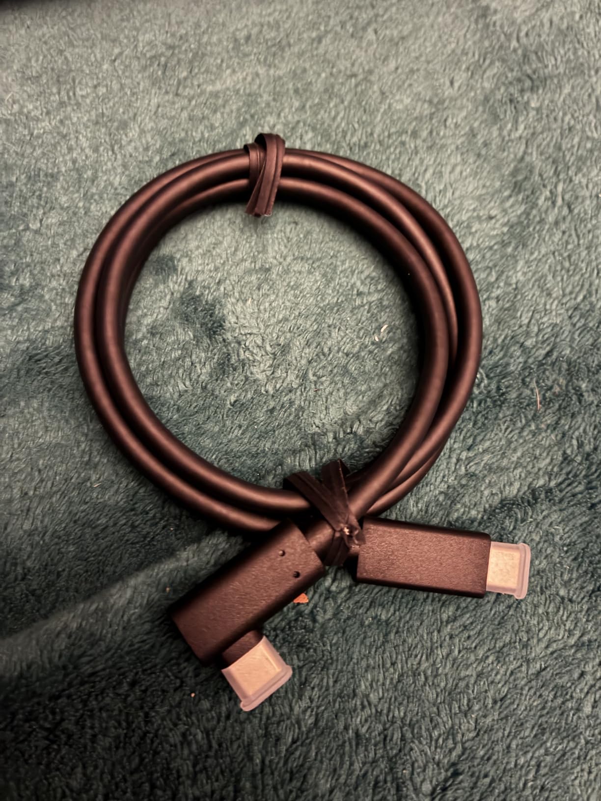 phoossno USB C Fiber Optic Cable 25ft Right, bidirectional 10Gbps Transmission&60W Fast Charging, Military Grade USB C tethering Cable Compatible with Cameras, VR &AR, laptops and Mobile Phones ect customer photo 2