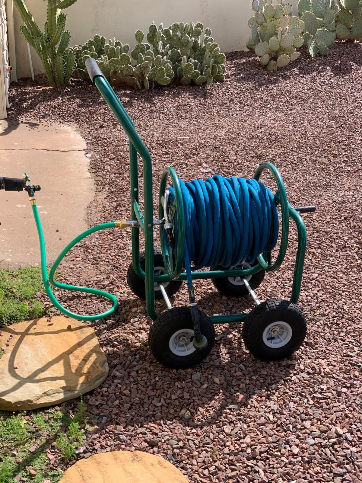 FDW Garden Hose Reel Cart, Water Hose Cart with 4 Wheels, Hold Up to 300 ft of 5/8’’ Hose,Heavy Duty Powder-Coated Steel Planting with Storage Basket, for Garden, Yard and Lawn customer photo 1