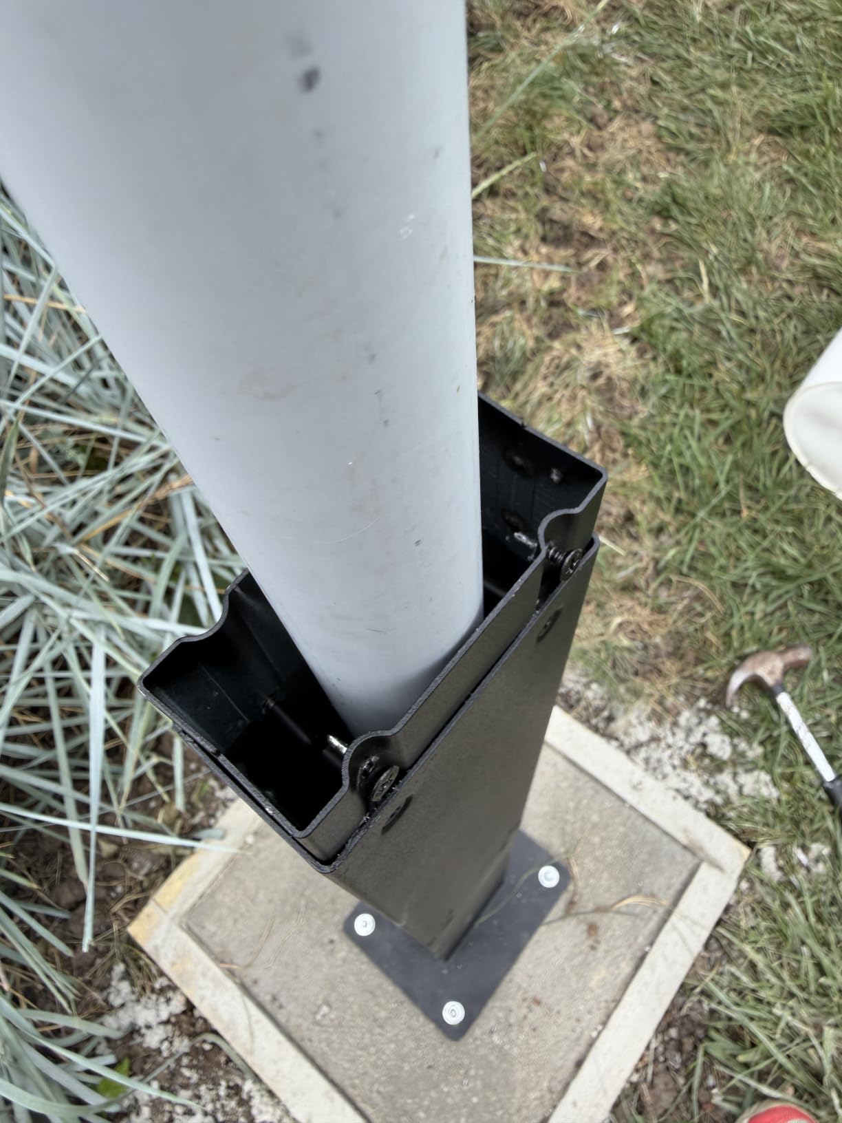 Outdoor EV Charger Pedestal for Tesla & J1772 Charger with Roof | Heavy-Duty Rugged Stand, Anti-wobble Stable Base, Anti-Rust Finish, Handy Organizer Keeps Cable Tidy, Rain & Leaf Protection customer photo 1