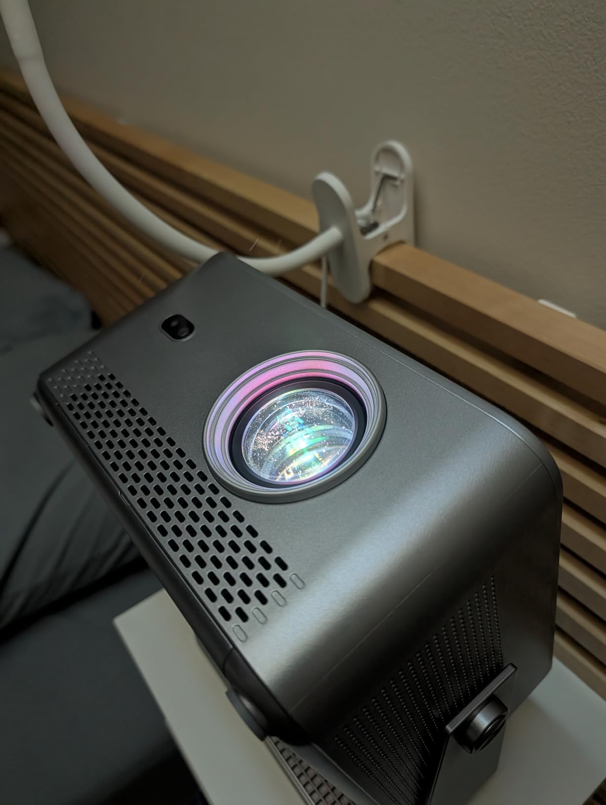 Magcubic 4K Smart Projector with WiFi and Bluetooth, 800 ANSI Native 1080P customer photo 1