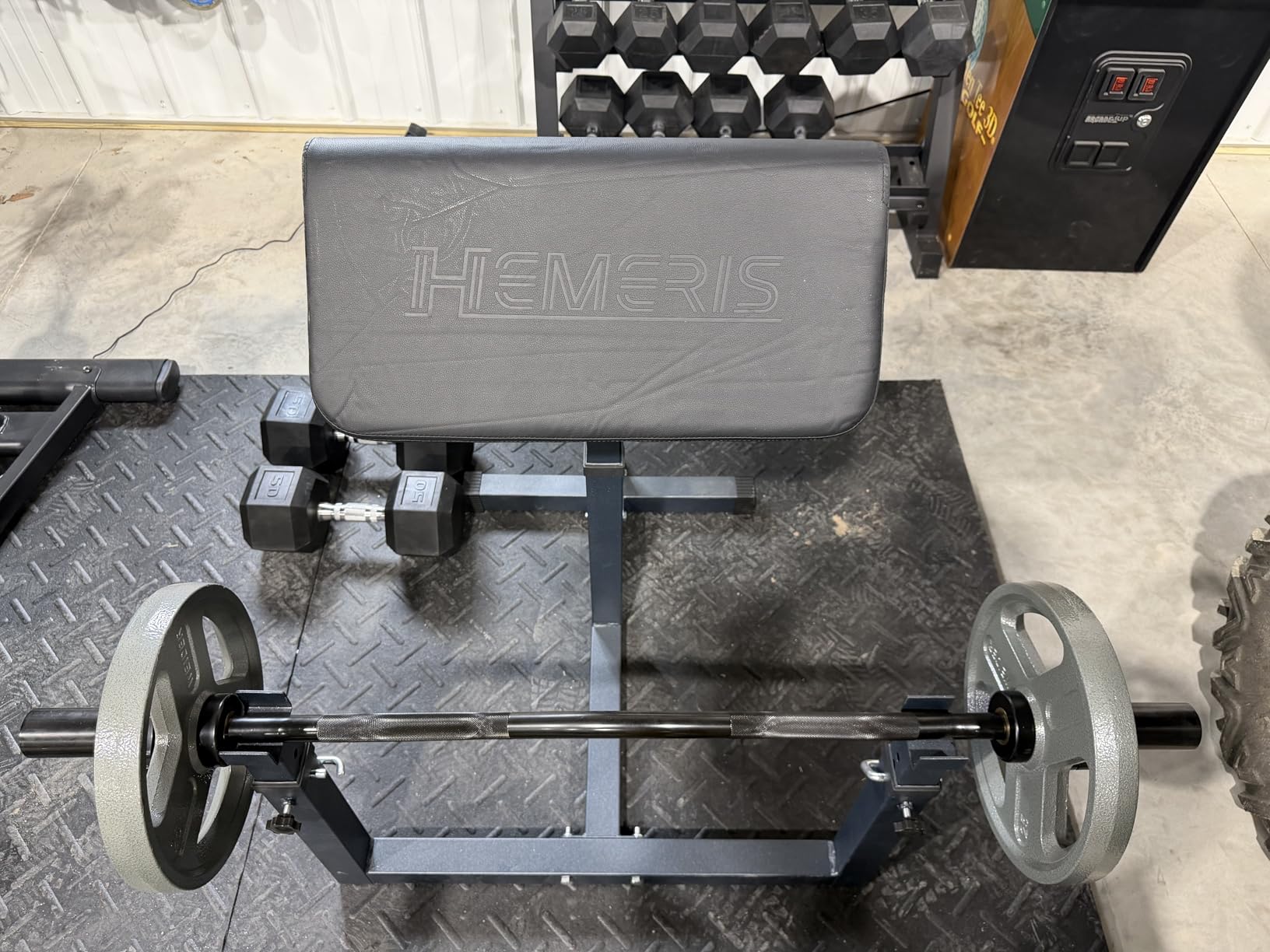 Preacher Curl Bench, Max Load 450 LBS Strength Training Bench Home Gym Bench Fitness Equipment, 6-Level Seated Barbell Dumbbell Bicep Curl Machine Weight Bench customer photo 1
