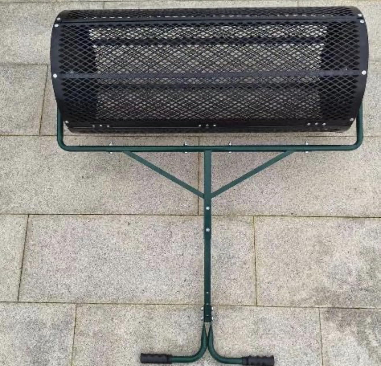 High-Capacity Metal Mesh Drum Compost Spreader with Side-Lock Peat Moss Spreader Ideal for Lawn and Garden Maintenance, Meeting Seeding and Fertilizing Needs for Farms and Vegetable Gardens. (36 inch) customer photo 1