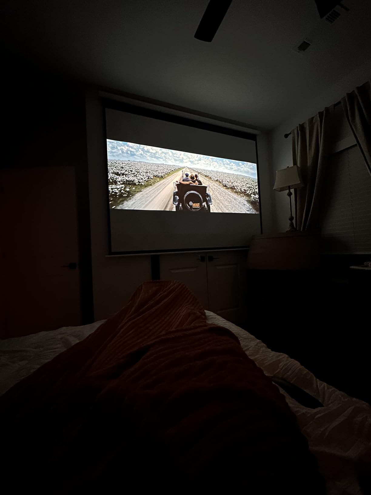 Pyle 84-Inch Pull Down Projector Screen – Manual Roll-Down Matte White Viewing Surface, Auto-Locking Height Adjustment, Wall or Ceiling Mount Design for Home Theater, Office & Classroom Use customer photo 2