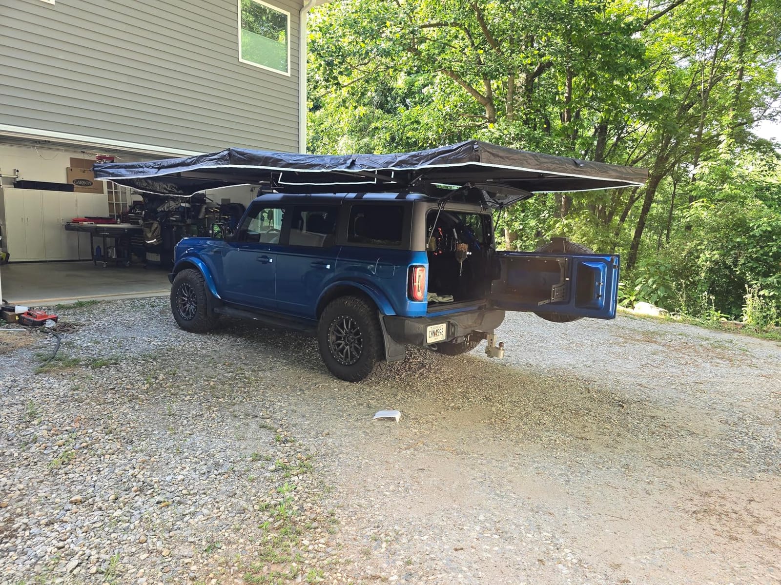 EROMMY 270 Degree Car Side Awning with Built-in LED Light, L-Shaped Side & Rear Coverage for SUV, Van, Camper and Truck, Waterproof Overland Camping Shelter customer photo 2