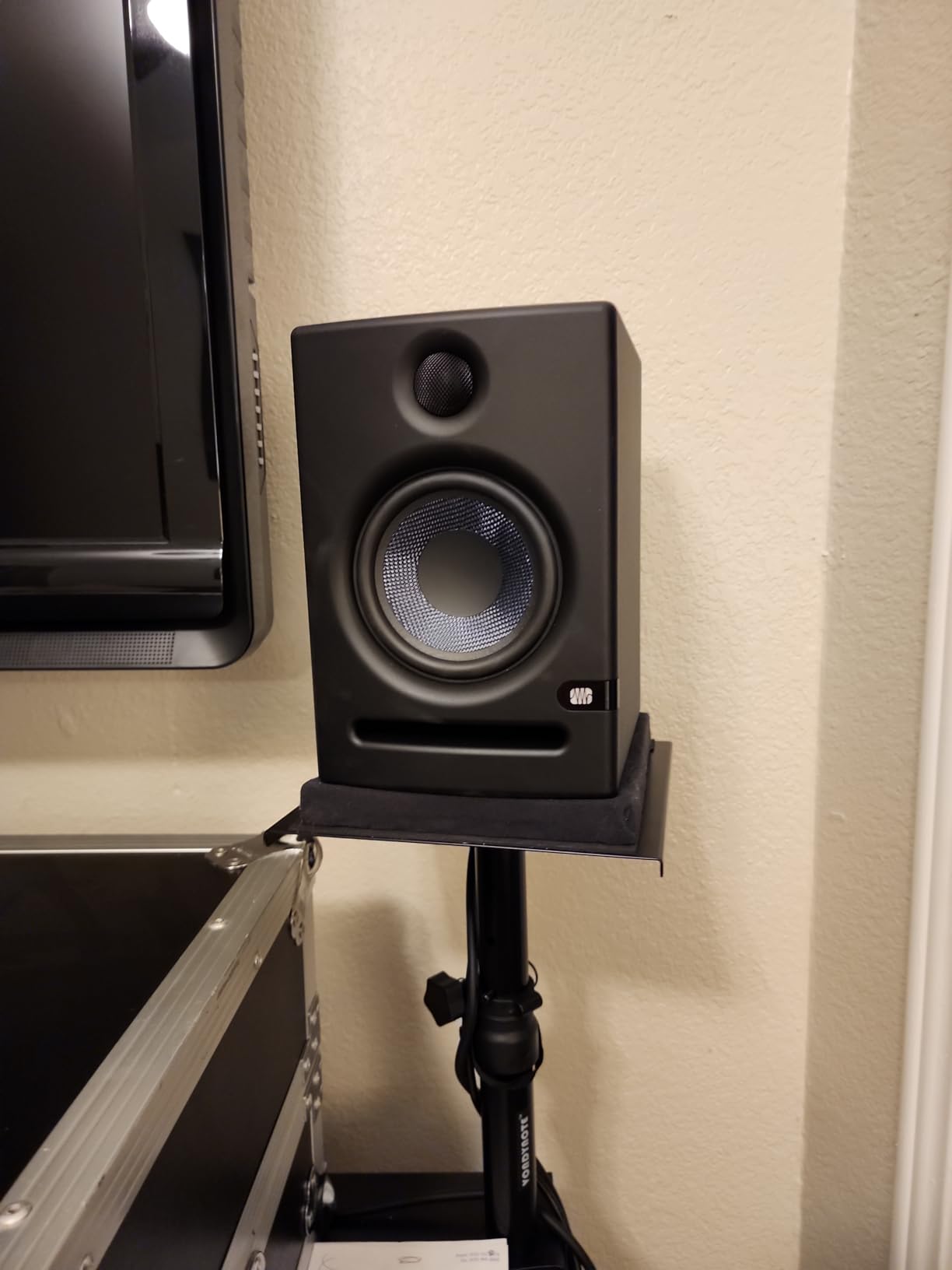 PreSonus Eris E5 Pair 2-Way 5.25” Near Field Studio Monitors customer photo 2