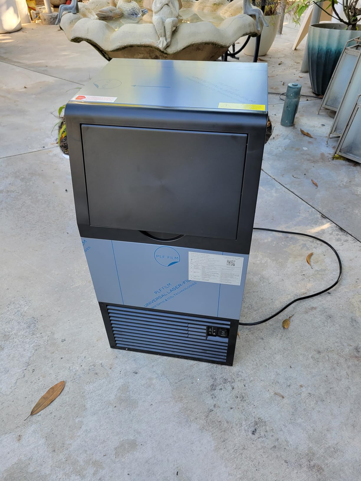 Mojgar Commercial Ice Maker Machine, 100lbs/24H with 18-33lbs Ice Storage customer photo 1