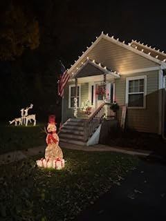 Hourleey Halloween Witch Decorations Outdoor, 5FT Set of 3 Lighted Witches customer photo 1