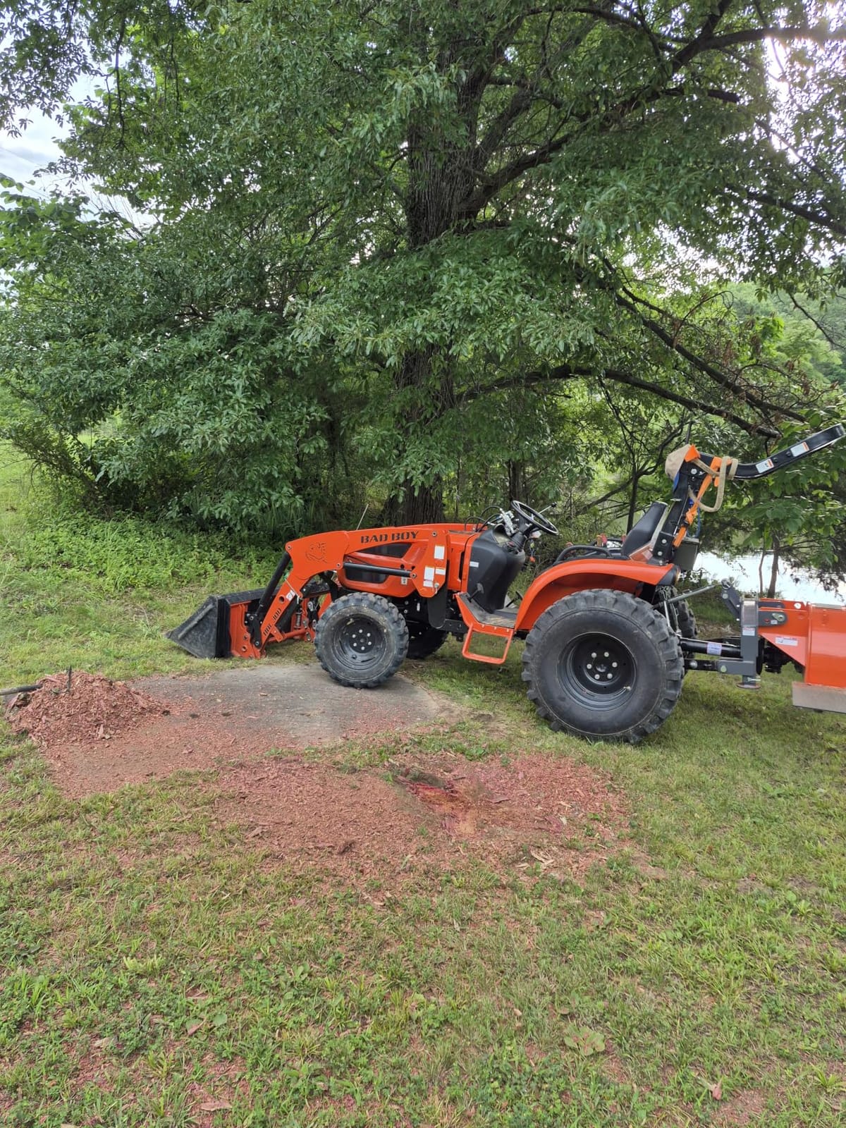 MechMaxx 3-Point PTO Stump Grinder with 44 Carbide Teeth (PTO Shaft Included with Slip Clutch), for 35-80HP Tractor, SG28 customer photo 2