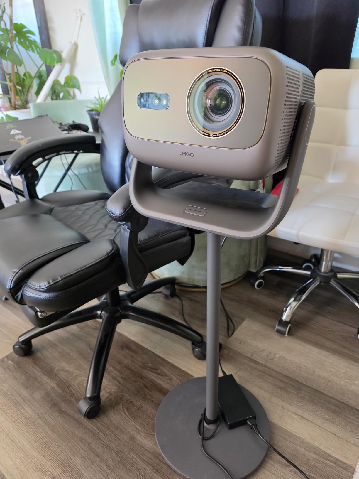 JMGO N3 Ultimate 4K Triple Laser Projector, 5800 ISO Lumens customer photo 2