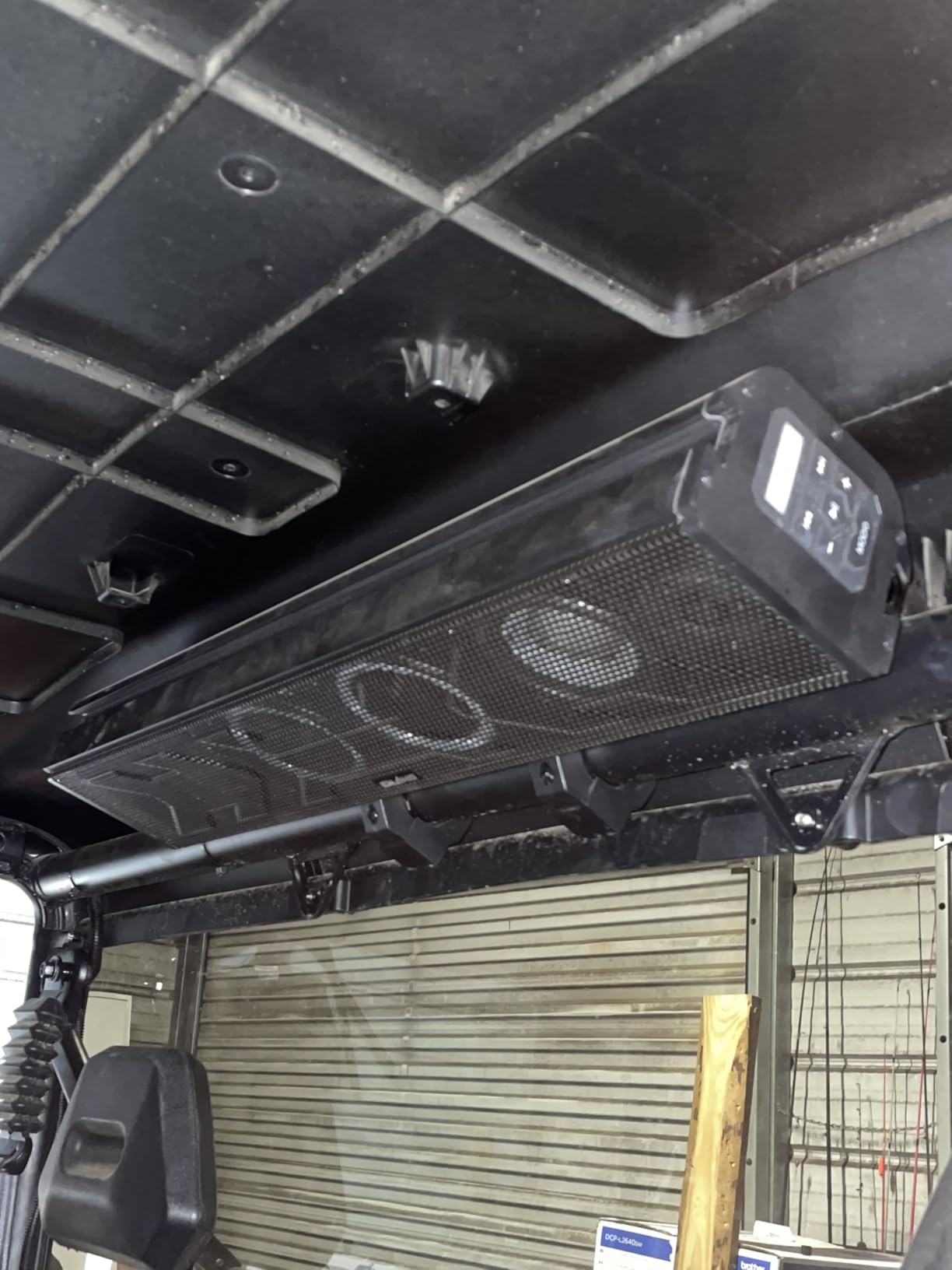 Ehaho 26 Inch 6-Speaker UTV Sound Bar with Bluetooth, RGB, IP66 Waterproof customer photo 2