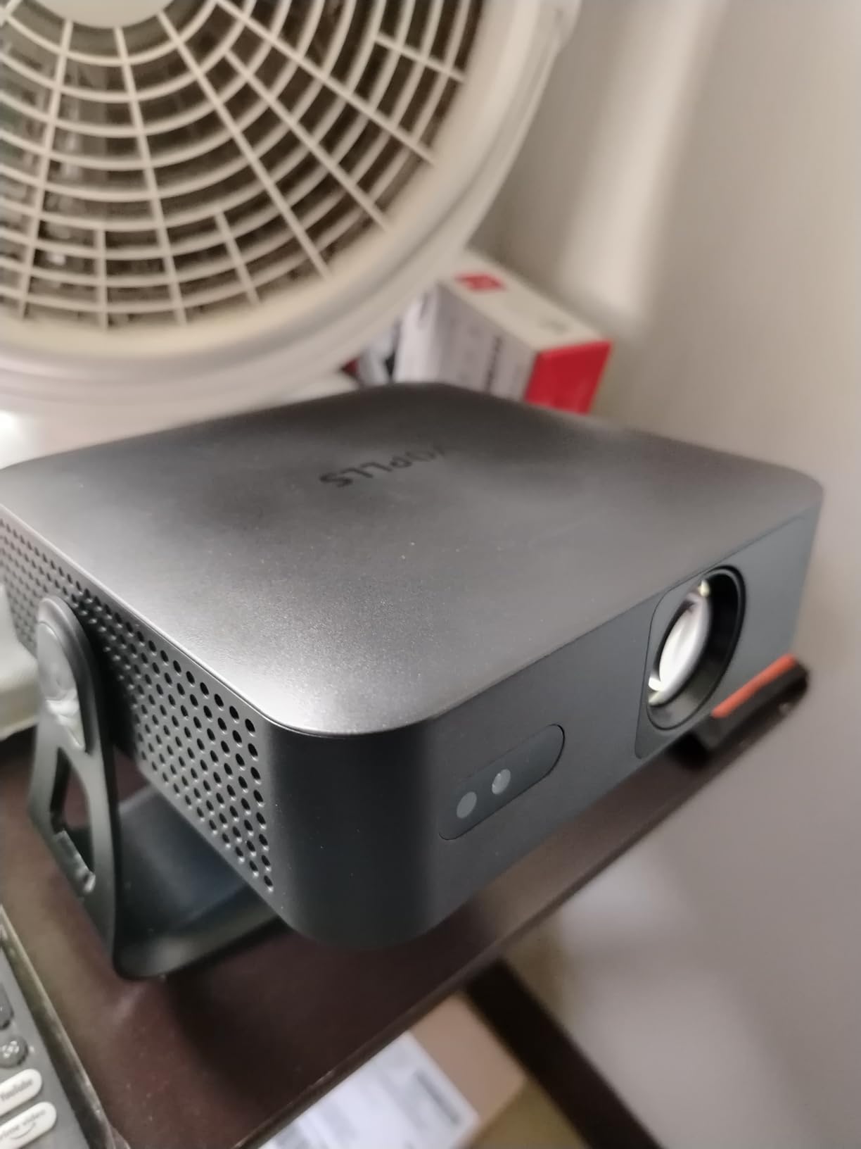 VOPLLS 4600 ANSI Smart 4K Projector with WiFi & Bluetooth,Autofocs customer photo 1